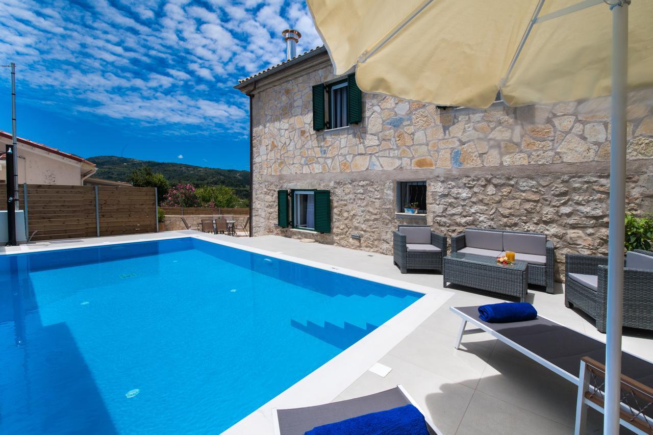 Villa Charonia Spanokhórion エクステリア 写真