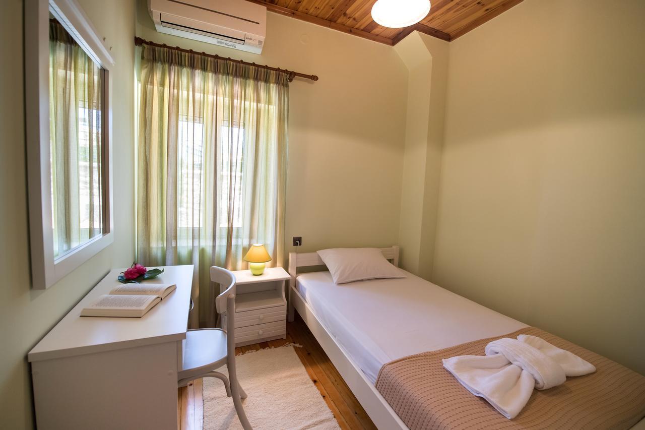 Villa Charonia Spanokhórion エクステリア 写真
